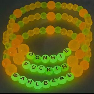 COPY - Donnie Wahlberg girl NKOTB Magic summer tour glass beads bracelet set x3…